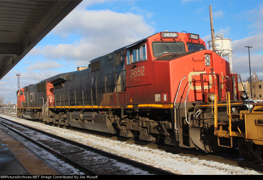 CN 2652